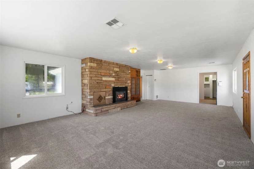 Property photo for 212 Old Black Diamond Rd, Port Angeles photo 18