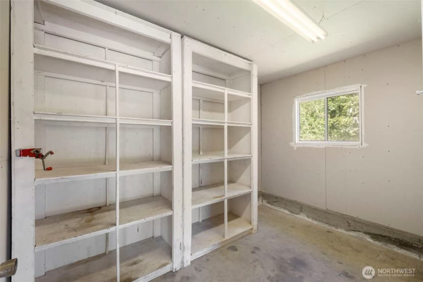 Property photo for 212 Old Black Diamond Rd, Port Angeles photo 32