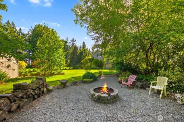 Property photo for 16254 205th Place Se, Renton photo 4