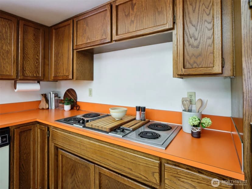 Property photo for 135 Ridgecrest Drive, Toledo photo 12