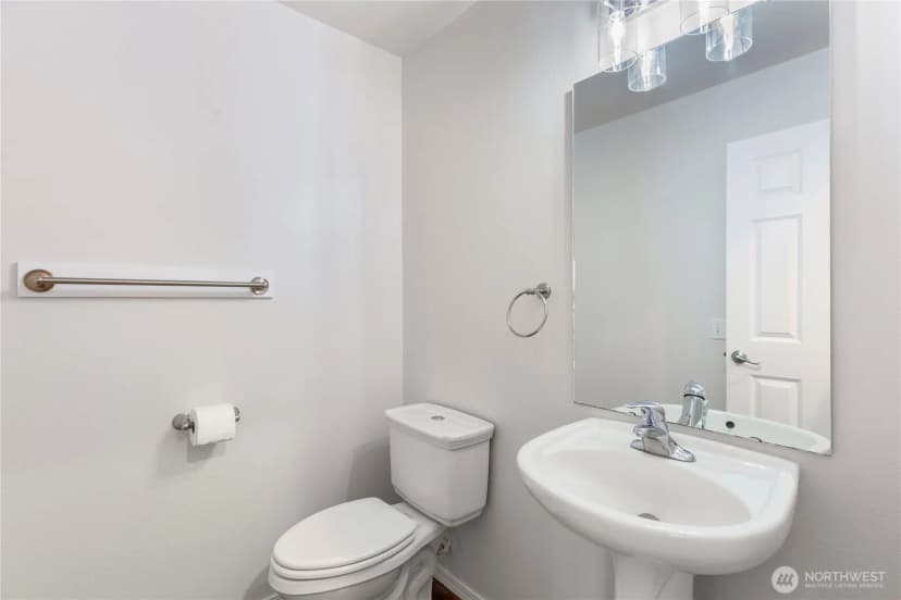 Property photo for 6801 36th Street Ne, Marysville photo 14