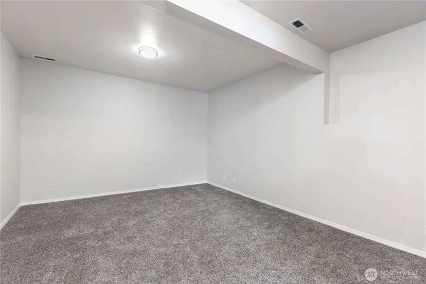 Property photo for 6801 36th Street Ne, Marysville photo 29