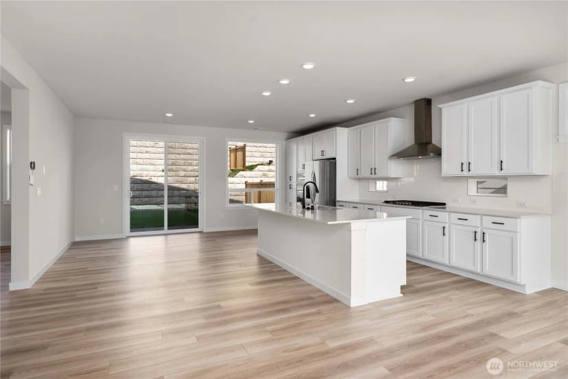 Property photo for 17542 Ne Midnight Sun Loop, Poulsbo photo 9