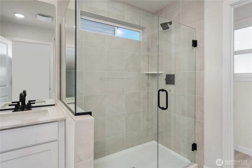 Property photo for 17542 Ne Midnight Sun Loop, Poulsbo photo 19