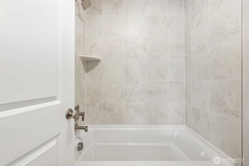 Property photo for 2092 Ne Norseman Way, Poulsbo photo 26