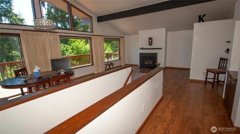 Property photo for 161 E Connemara Way, Shelton photo 13