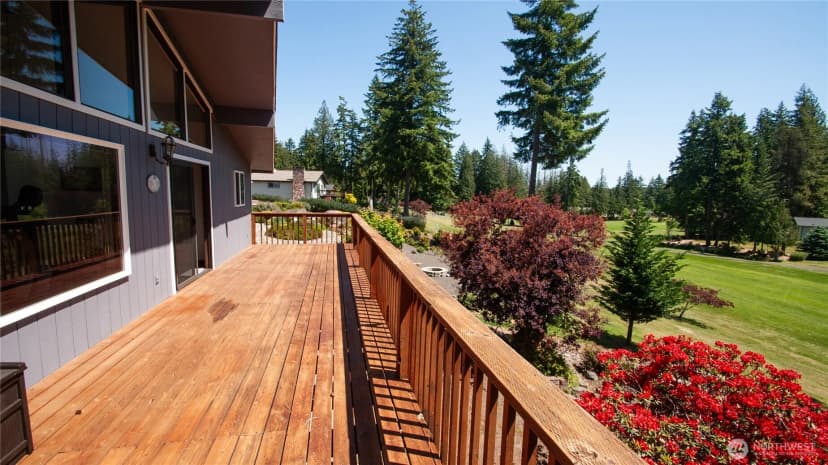 Property photo for 161 E Connemara Way, Shelton photo 6