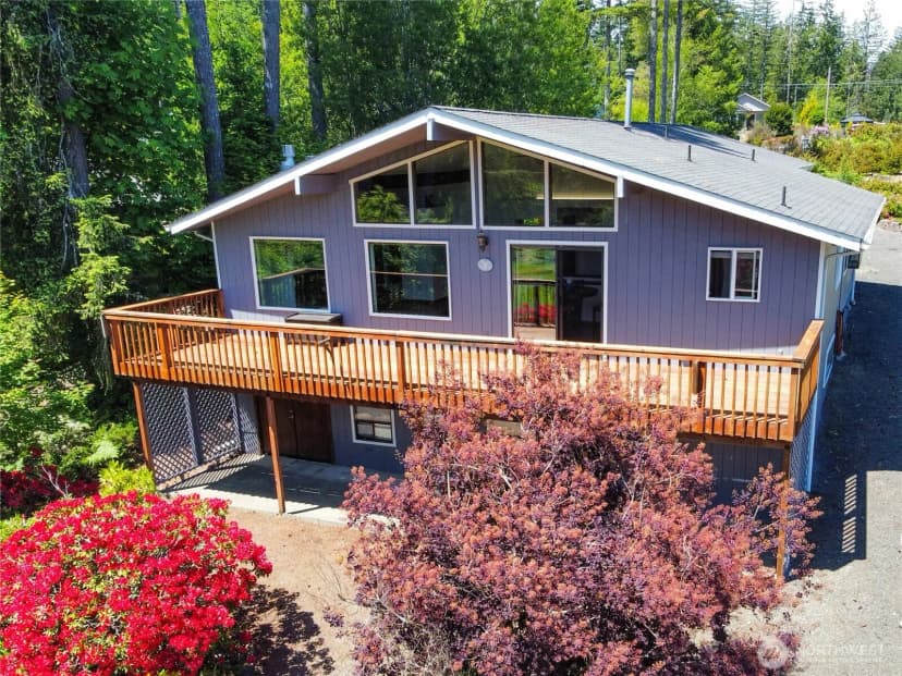 Property photo for 161 E Connemara Way, Shelton