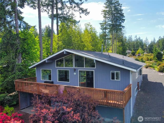 Property photo for 161 E Connemara Way, Shelton photo 2