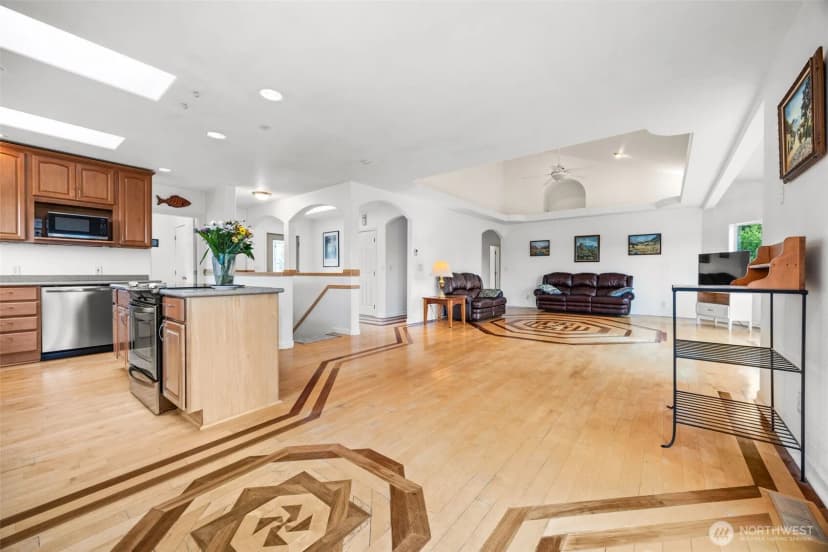 Property photo for 16618 11th Avenue Nw, Lakebay photo 4