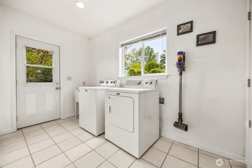 Property photo for 16618 11th Avenue Nw, Lakebay photo 9