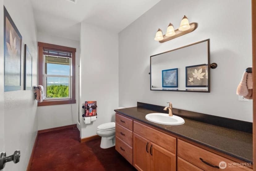 Property photo for 5675 E Hillcrest Drive, Port Orchard photo 37