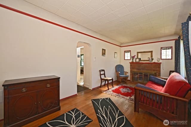 Property photo for 327 Ne 90th Street, Seattle photo 5