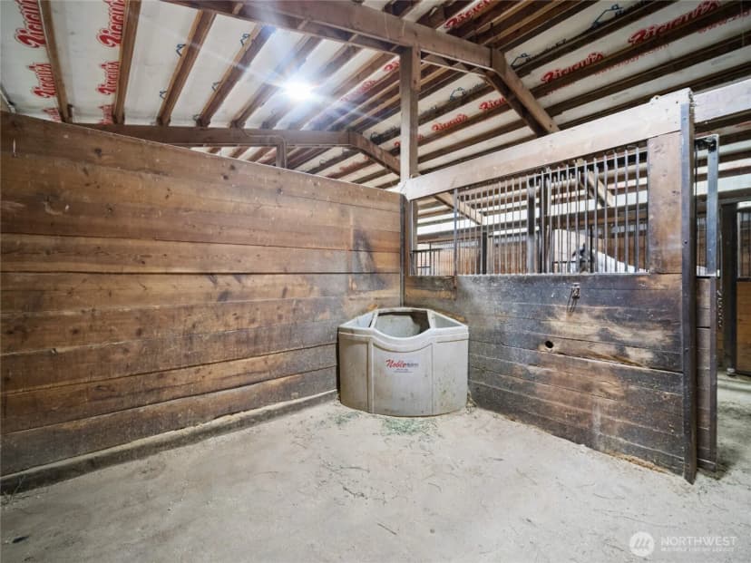 Property photo for 4988 Wallbridge Road, Deer Park photo 13