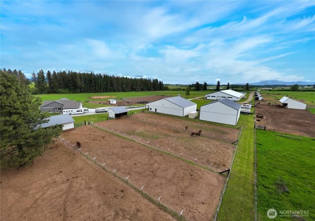 Property photo for 4988 Wallbridge Road, Deer Park photo 5
