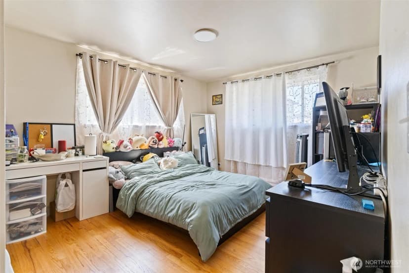 Property photo for 7919 37th Avenue S, Seattle photo 21