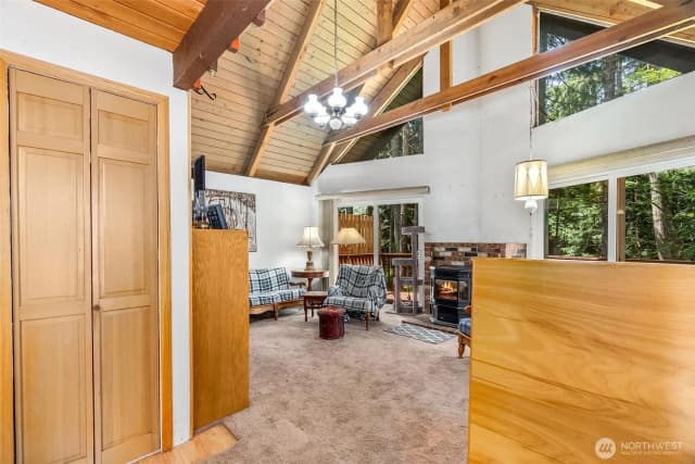 Property photo for 60 E Olde Lyme Road, Shelton photo 4