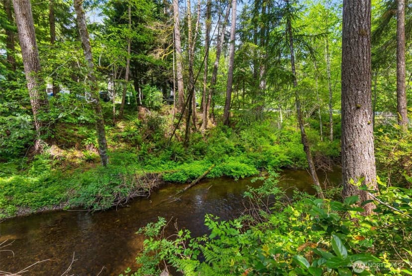 Property photo for 60 E Olde Lyme Road, Shelton photo 20