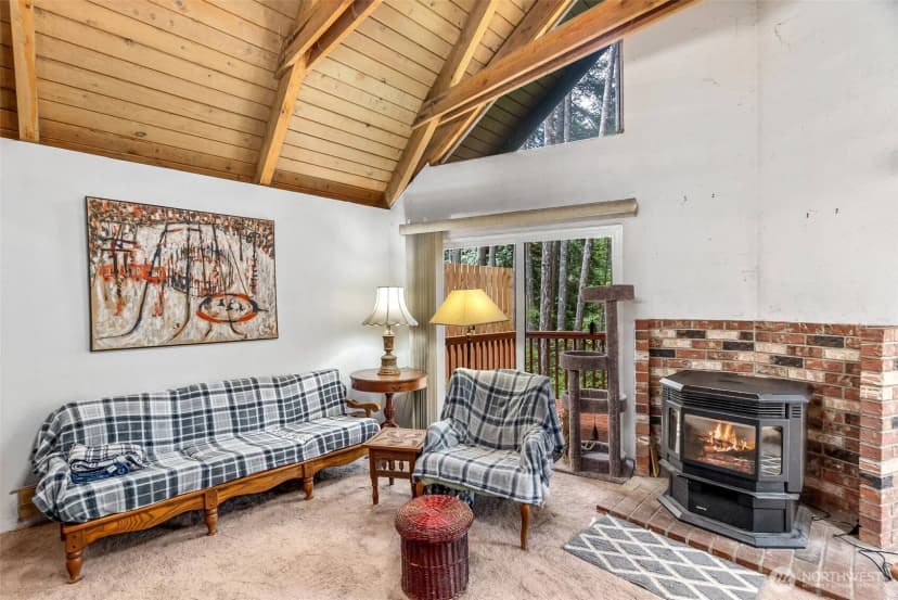 Property photo for 60 E Olde Lyme Road, Shelton photo 11