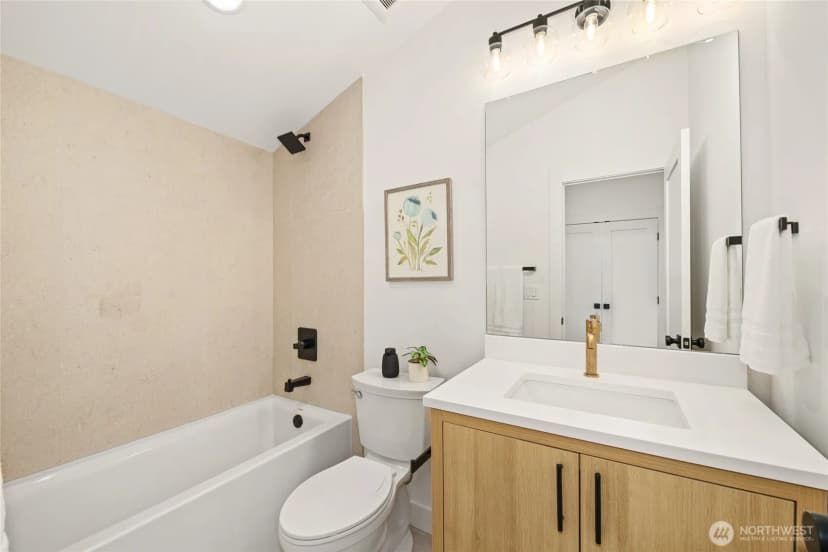 Property photo for 8103 18th Avenue Sw, Seattle photo 15