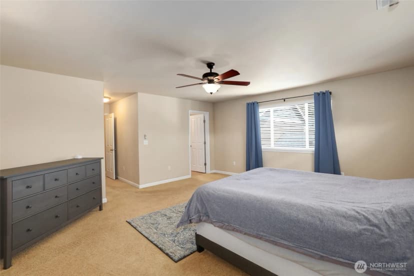 Property photo for 7609 Columbia Way Ne, Lacey photo 14