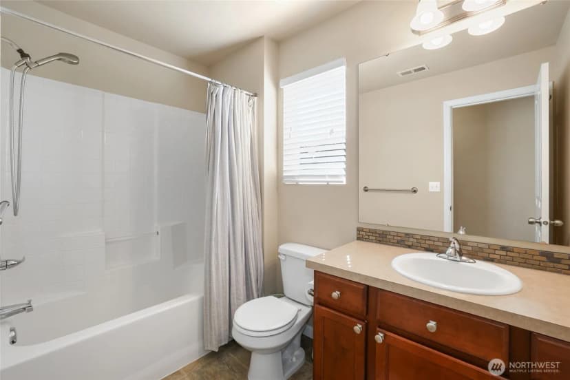 Property photo for 7609 Columbia Way Ne, Lacey photo 24