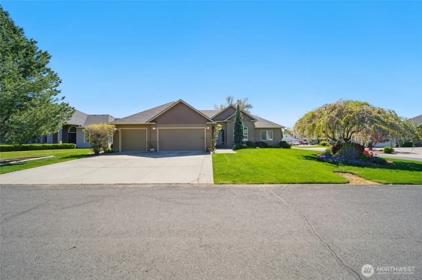 Property photo for 832 Se Vintage Way, College Place photo 40
