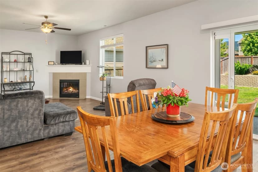 Property photo for 363 Franks Lane N, Enumclaw photo 5