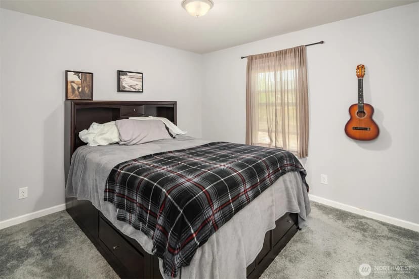 Property photo for 363 Franks Lane N, Enumclaw photo 18