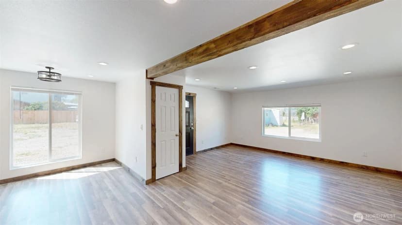 Property photo for 40 Utke Lane, Omak photo 16