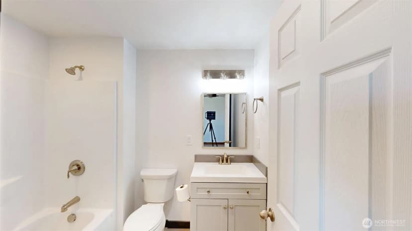 Property photo for 40 Utke Lane, Omak photo 33