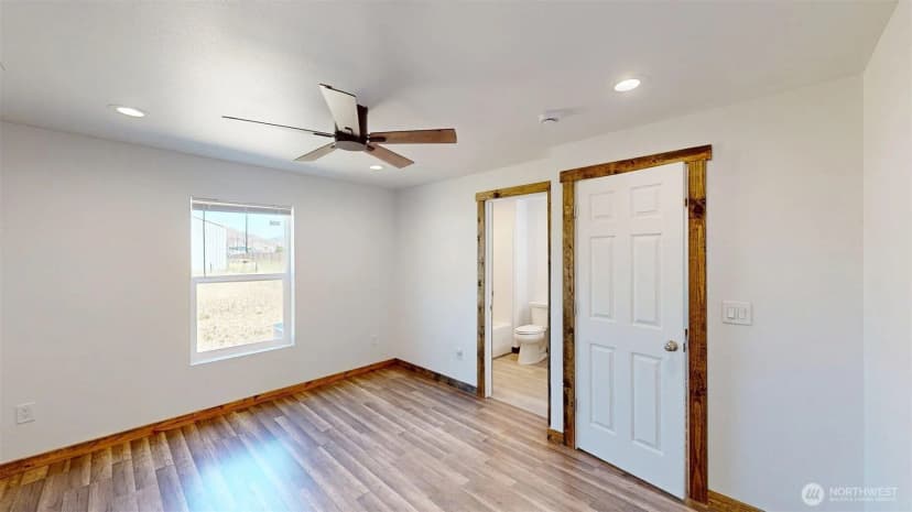 Property photo for 40 Utke Lane, Omak photo 28