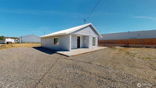Property photo for 40 Utke Lane, Omak photo 3