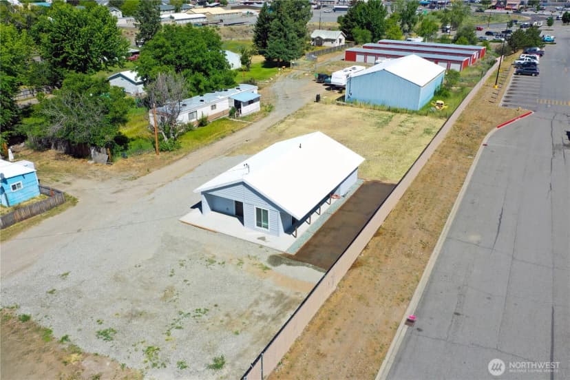 Property photo for 40 Utke Lane, Omak photo 38
