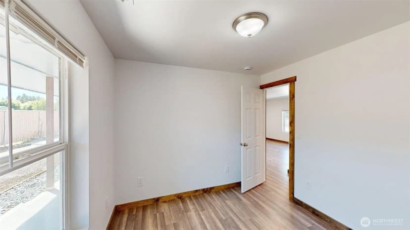Property photo for 40 Utke Lane, Omak photo 23
