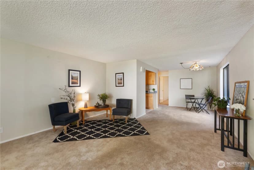 Property photo for 24727 12th Avenue S, Des Moines photo 5