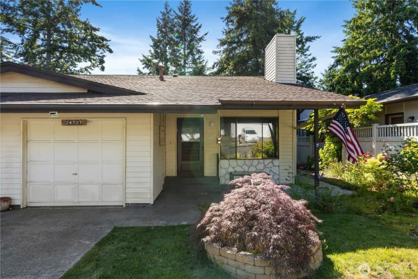 Property photo for 24727 12th Avenue S, Des Moines