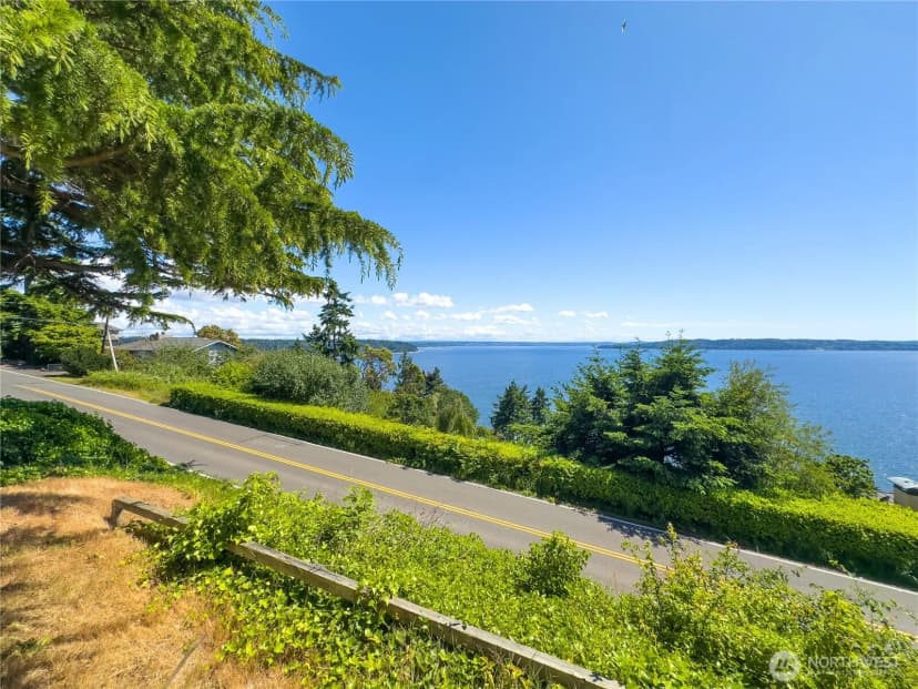 Property photo for 3111 Sw 170th Street, Burien photo 11
