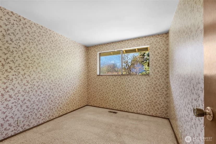Property photo for 7407 25th Avenue Ne, Seattle photo 13