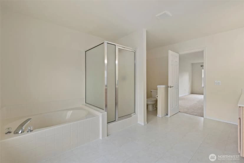Property photo for 10129 224th Ave Ne, Redmond photo 22