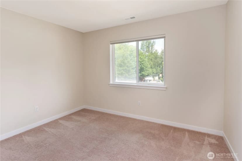 Property photo for 2433 192nd Pl Sw, Lynnwood photo 16