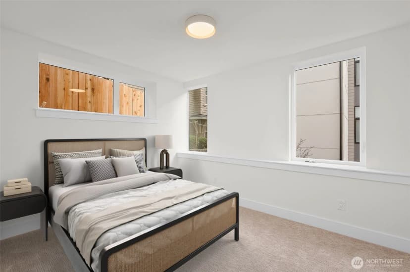 Property photo for 564 Lee Street, Seattle photo 11
