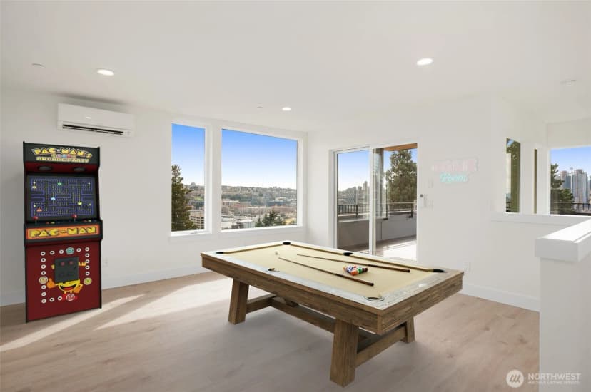 Property photo for 564 Lee Street, Seattle photo 23