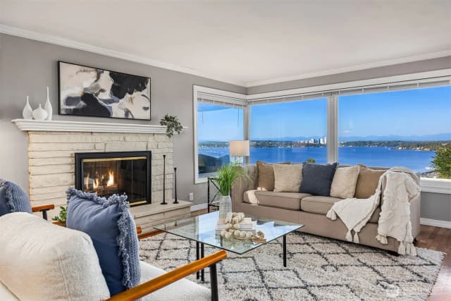 Property photo for 3301 S Day Street, Seattle photo 5