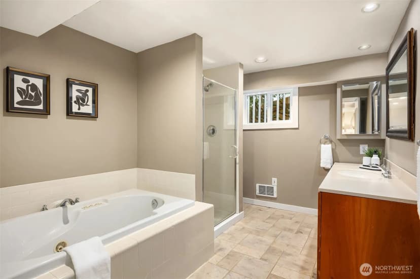 Property photo for 3301 S Day Street, Seattle photo 17