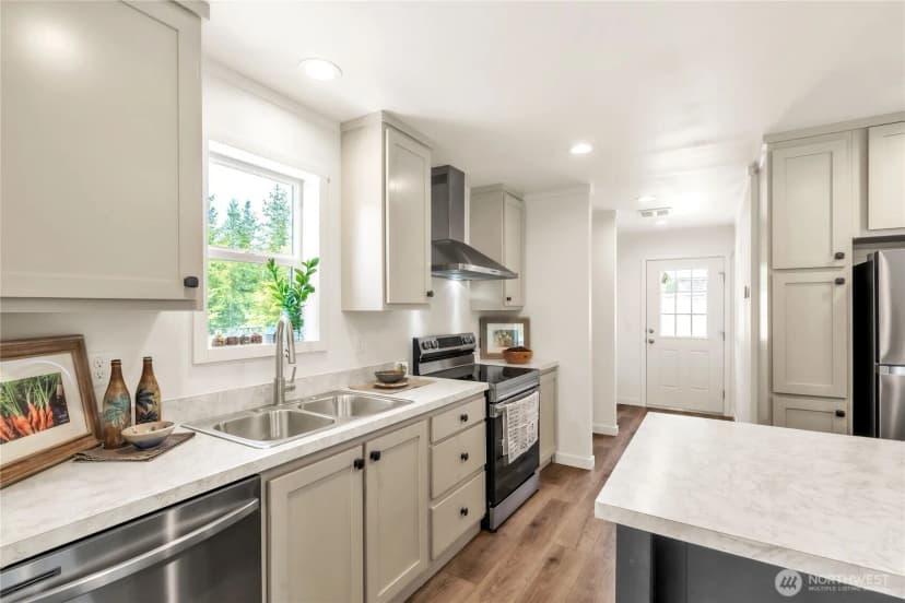 Property photo for 30 E Skookum Place, Shelton photo 15