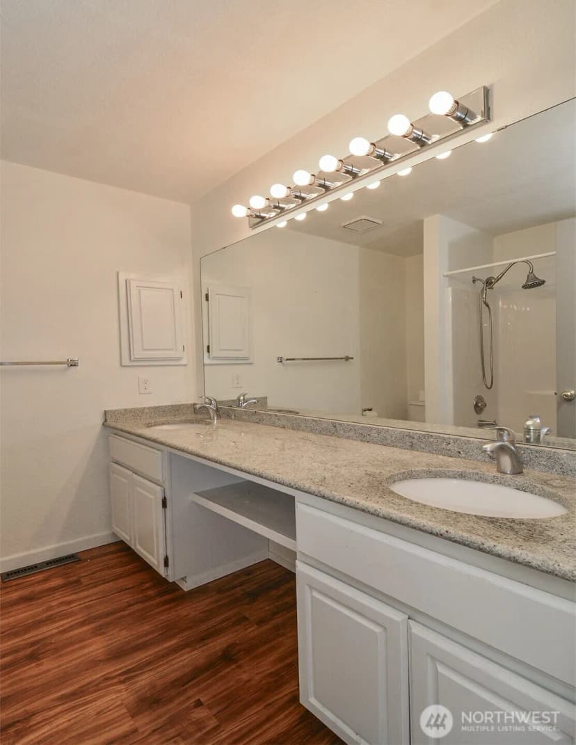 Property photo for 904 187th Place Sw, Lynnwood photo 15