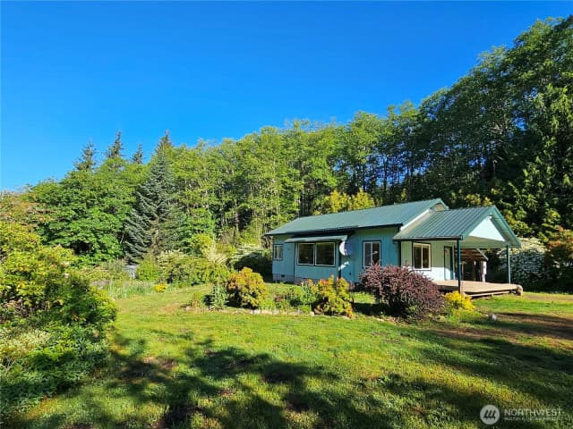 Property photo for 118 Foxglove Lane, Morton