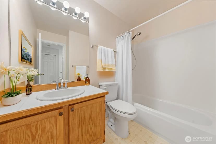 Property photo for 16703 Graystone Drive, Lynnwood photo 16