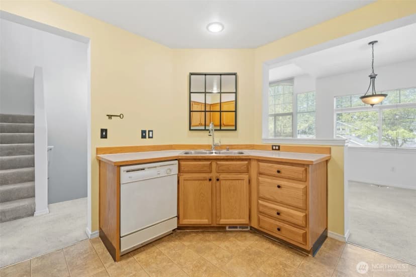 Property photo for 16703 Graystone Drive, Lynnwood photo 12